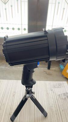 Z lampą LED-UV typu stand handheld charging