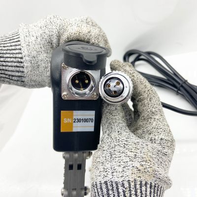 Testowanie magnetyczno-proszkowe jarzmem prądu zmiennego 110V