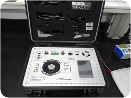 10 Hz do 4000 Hz Laboratorium na miejscu Przenośny kalibrator drgawek HG-5029M