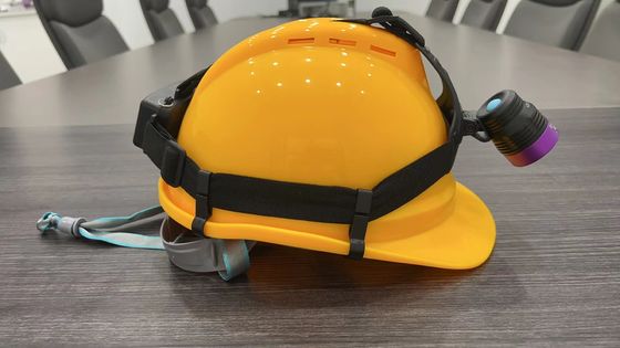 Fluorescencyjna lampa czołowa UV do badań magnetyczno-proszkowych DG-3101S z szczytową długością fali 365-370nm i 2 sztukami baterii litowych 18650