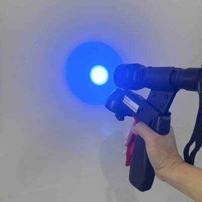 Ręczna lampa UV o efektywnej średnicy plamy oświetlenia 15 cm